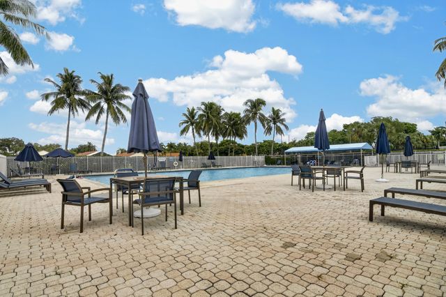 6783 Las Colinas Court, Lake Worth, FL 33463