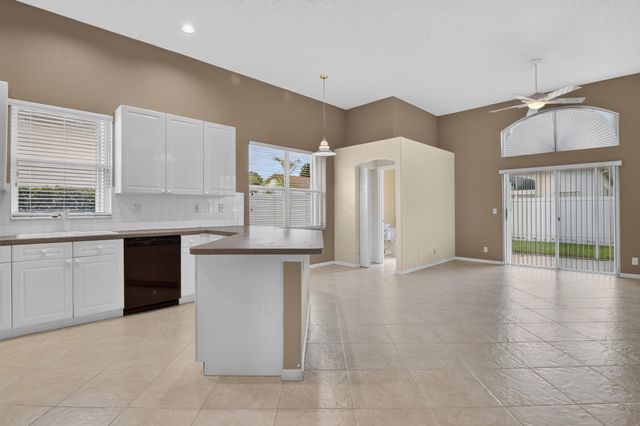 6783 Las Colinas Court, Lake Worth, FL 33463