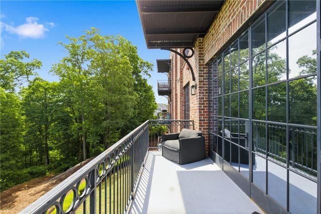 220 Vickery Falls Drive, Roswell, GA 30075