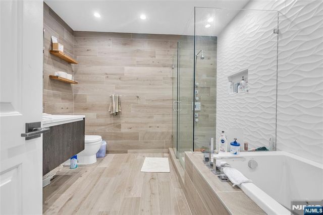 314 The Promenade, Edgewater, NJ 07020