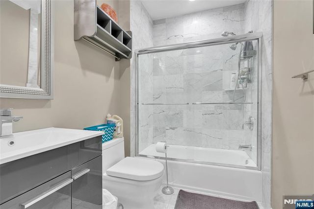 314 The Promenade, Edgewater, NJ 07020