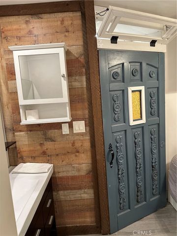 4255 W 5th 101, Los Angeles, CA 90020