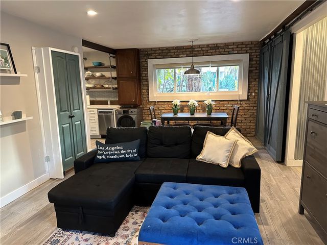 4255 W 5th 101, Los Angeles, CA 90020