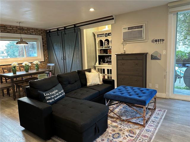 4255 W 5th 101, Los Angeles, CA 90020