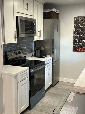 4255 W 5th 101, Los Angeles, CA 90020