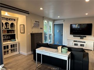 4255 W 5th 101, Los Angeles, CA 90020