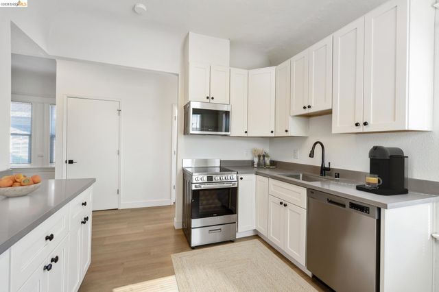4722-4726 Shattuck Ave, Oakland, CA 94609