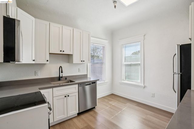 4722-4726 Shattuck Ave, Oakland, CA 94609