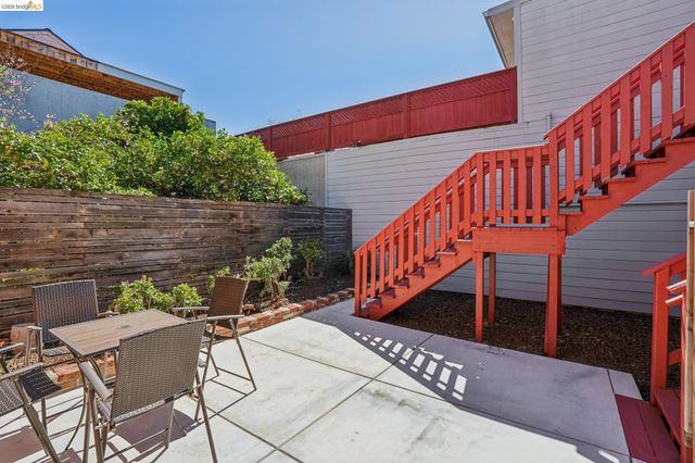 4722-4726 Shattuck Ave, Oakland, CA 94609
