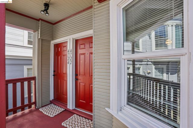 4722-4726 Shattuck Ave, Oakland, CA 94609