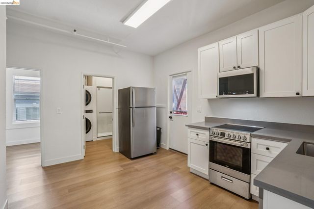 4722-4726 Shattuck Ave, Oakland, CA 94609