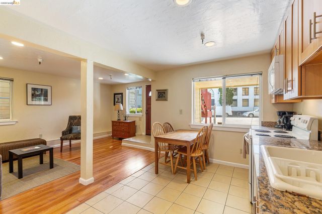 4722-4726 Shattuck Ave, Oakland, CA 94609