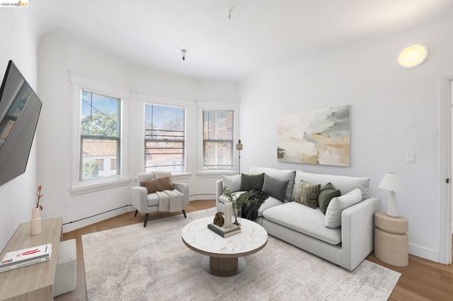 4722-4726 Shattuck Ave, Oakland, CA 94609