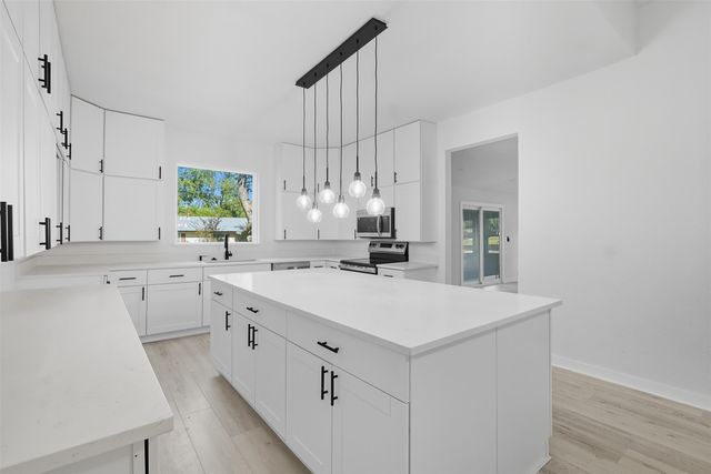 605 N Main Street, Winnsboro, TX 75494