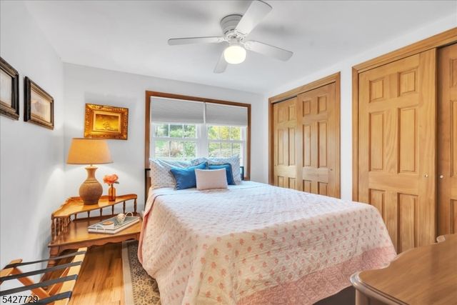 109 Grandview Rd, Vernon Twp., NJ 07422