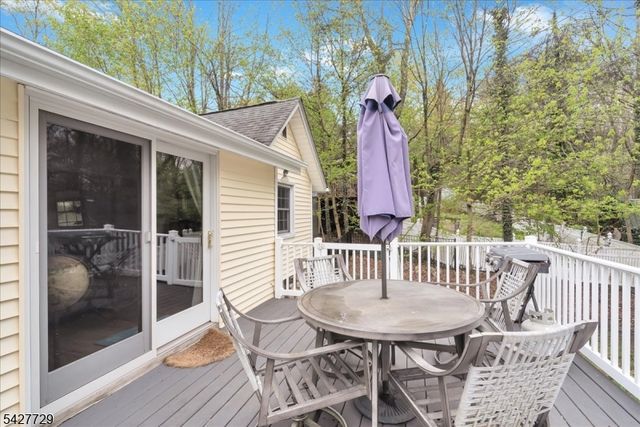 109 Grandview Rd, Vernon Twp., NJ 07422