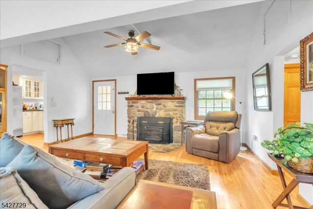 109 Grandview Rd, Vernon Twp., NJ 07422