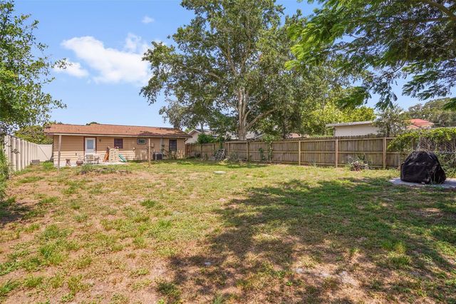 706 JERSEY AVENUE, St Cloud, FL 34769