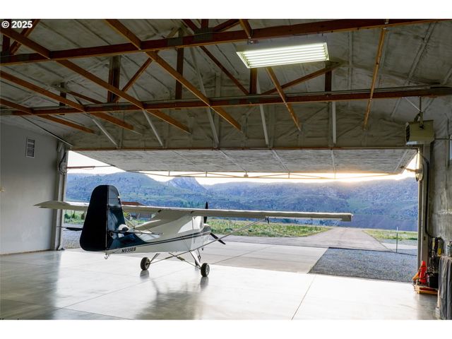 675 Peach Rd, Waterville, WA 98858