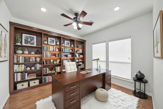 6115 Windwater Pointe, Houston, TX 77036