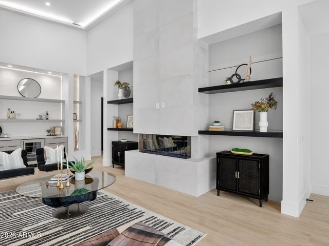 8237 E Coolidge Street, Scottsdale, AZ 85251