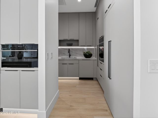 8237 E Coolidge Street, Scottsdale, AZ 85251