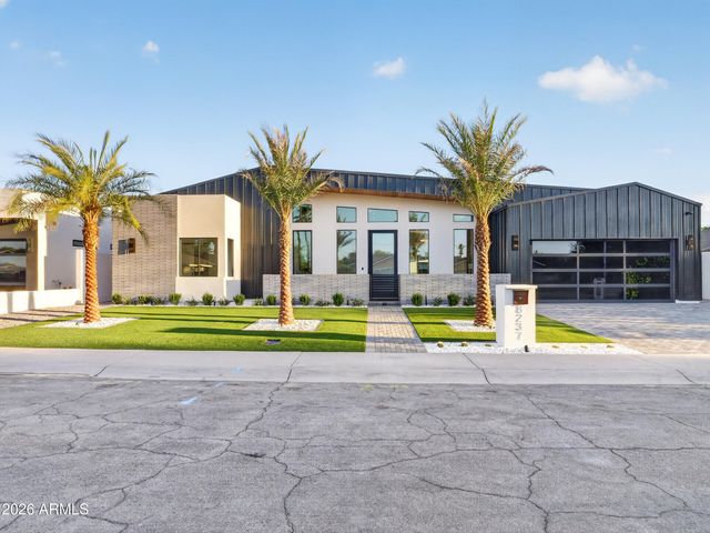 8237 E Coolidge Street, Scottsdale, AZ 85251