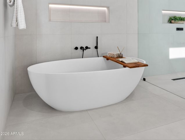 8237 E Coolidge Street, Scottsdale, AZ 85251