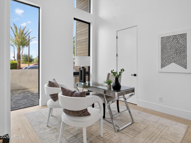 8237 E Coolidge Street, Scottsdale, AZ 85251