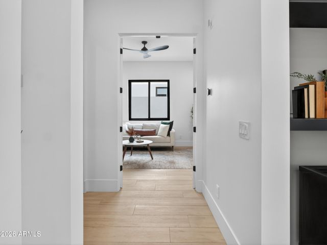 8237 E Coolidge Street, Scottsdale, AZ 85251