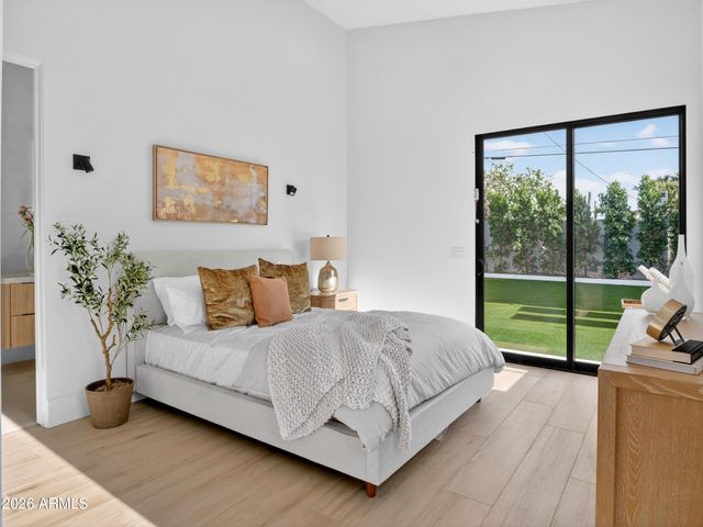 8237 E Coolidge Street, Scottsdale, AZ 85251