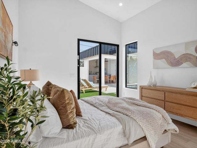 8237 E Coolidge Street, Scottsdale, AZ 85251