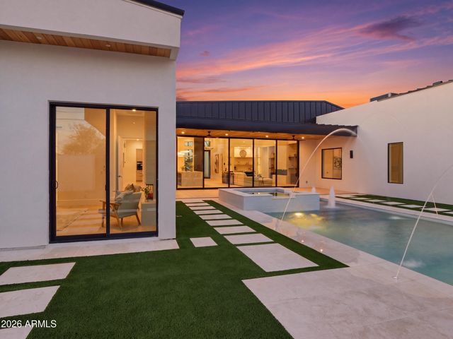 8237 E Coolidge Street, Scottsdale, AZ 85251