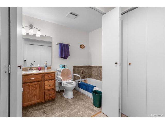 1100 N Taft Ave 27, Loveland, CO 80537