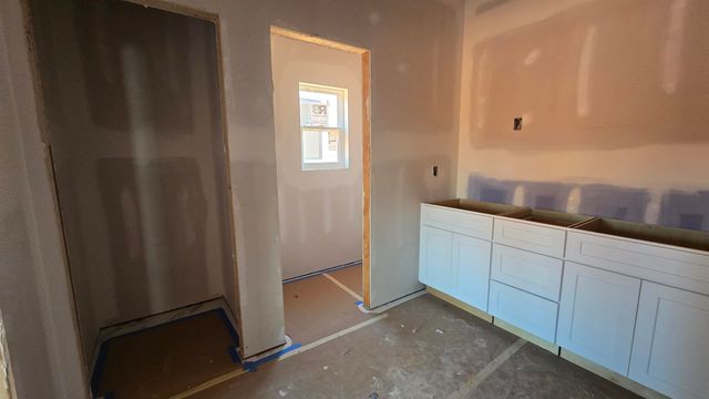 273 Ridge Road, Wellford, SC 29385