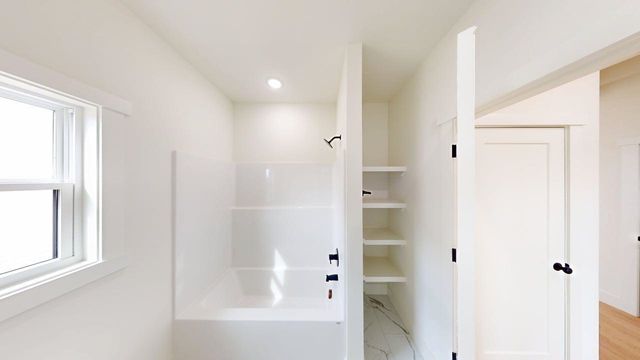 273 Ridge Road, Wellford, SC 29385