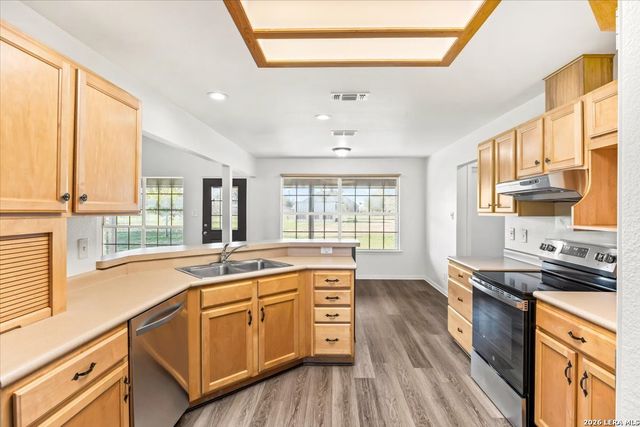 14890 Saint Hedwig Rd, St Hedwig, TX 78152