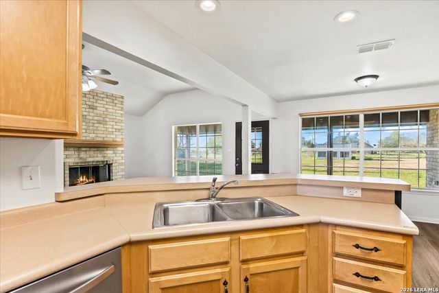 14890 Saint Hedwig Rd, St Hedwig, TX 78152