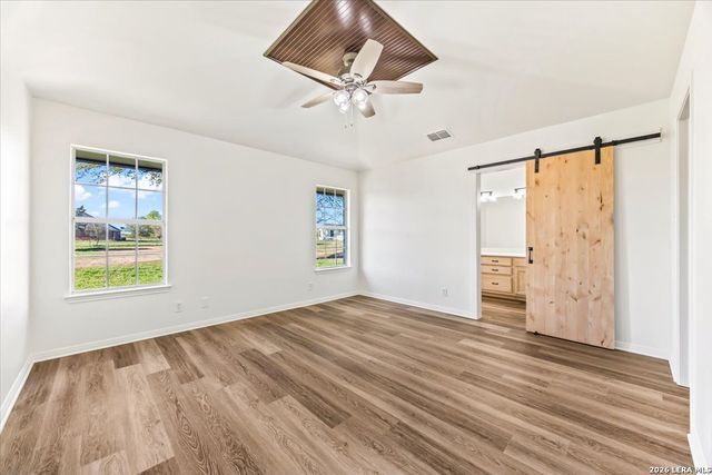 14890 Saint Hedwig Rd, St Hedwig, TX 78152