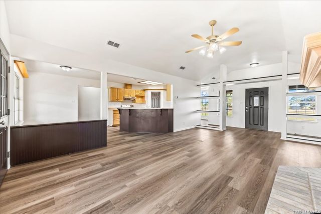 14890 Saint Hedwig Rd, St Hedwig, TX 78152