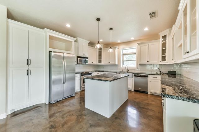 2607 County Road 519, Brazoria, TX 77422