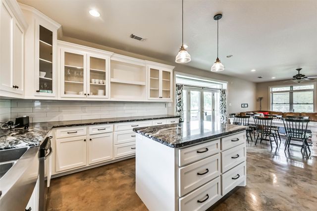 2607 County Road 519, Brazoria, TX 77422