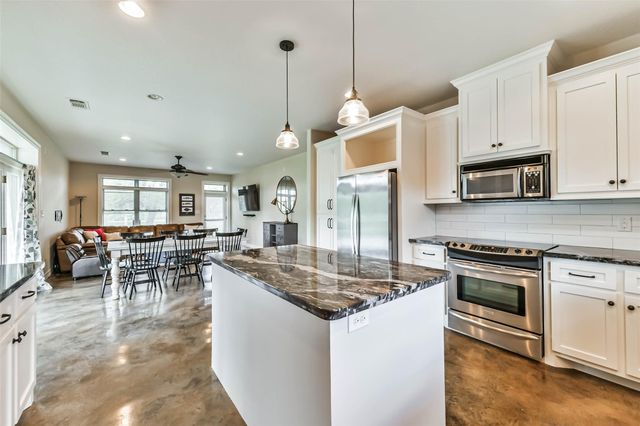 2607 County Road 519, Brazoria, TX 77422