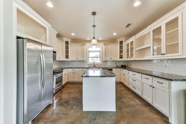 2607 County Road 519, Brazoria, TX 77422