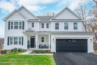5 Zachary Dr, Roxbury Twp., NJ 07850