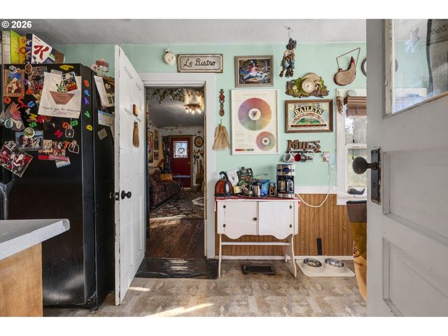 1601 Se 130TH Ave, Portland, OR 97233