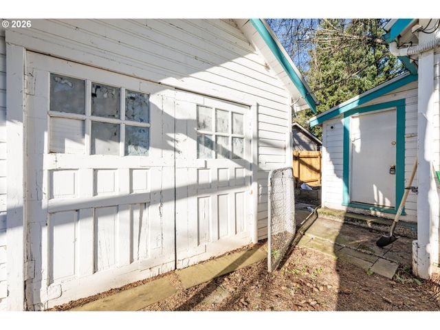 1601 Se 130TH Ave, Portland, OR 97233