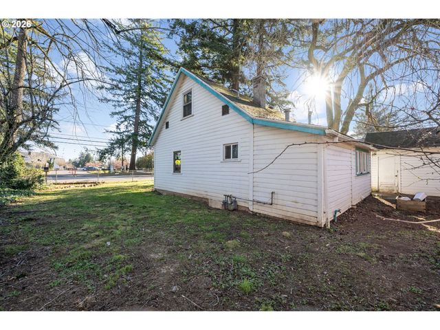 1601 Se 130TH Ave, Portland, OR 97233