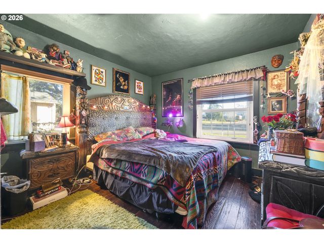 1601 Se 130TH Ave, Portland, OR 97233