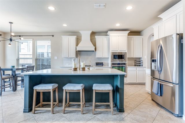 8625 Tribute Lane, Fort Worth, TX 76131